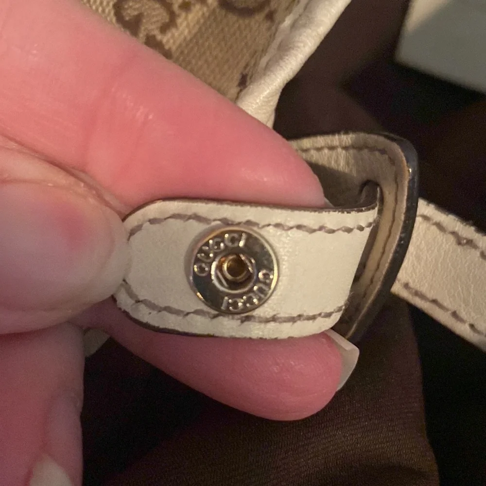 Gucci Handbag - Picture 7 of 10